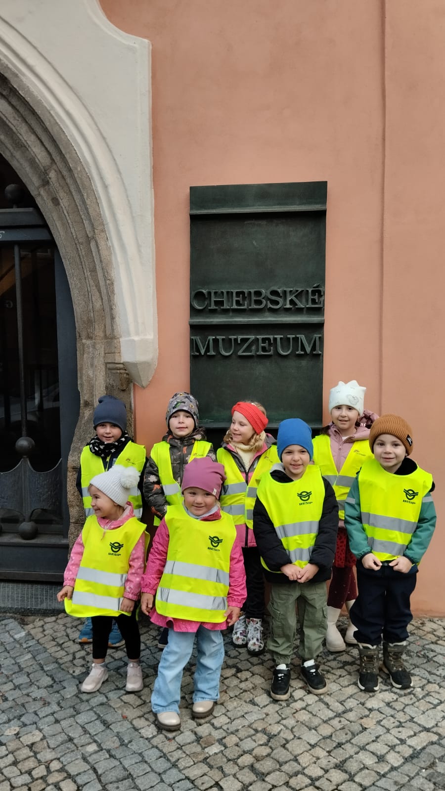 be061c18-b288-4def-9a98-a5fc7e86e19d