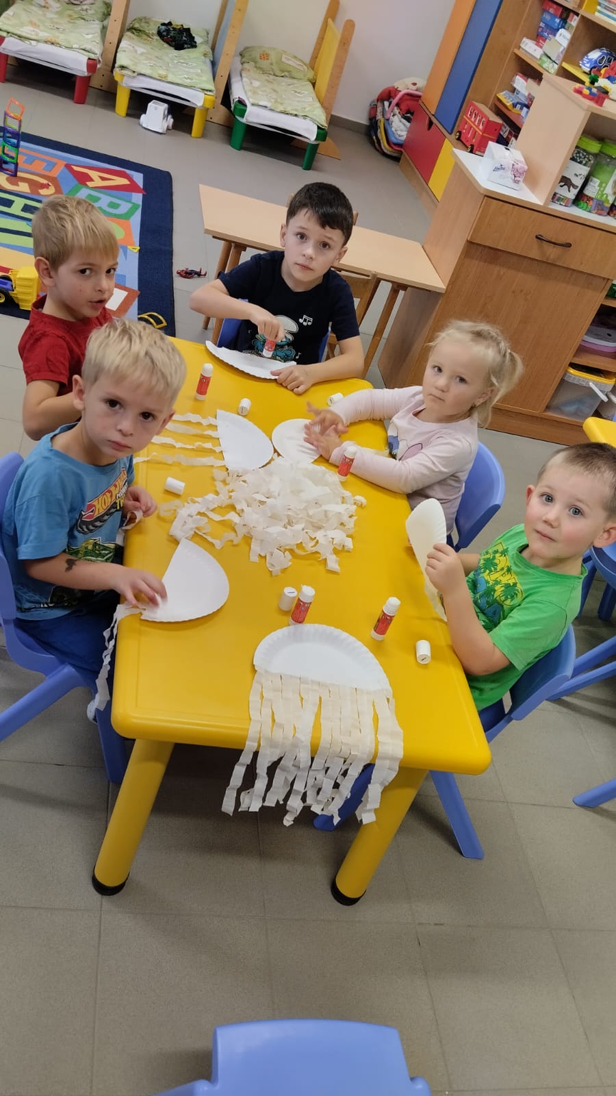 06ed0575-61d1-4238-b1b5-3bb39f6000a7