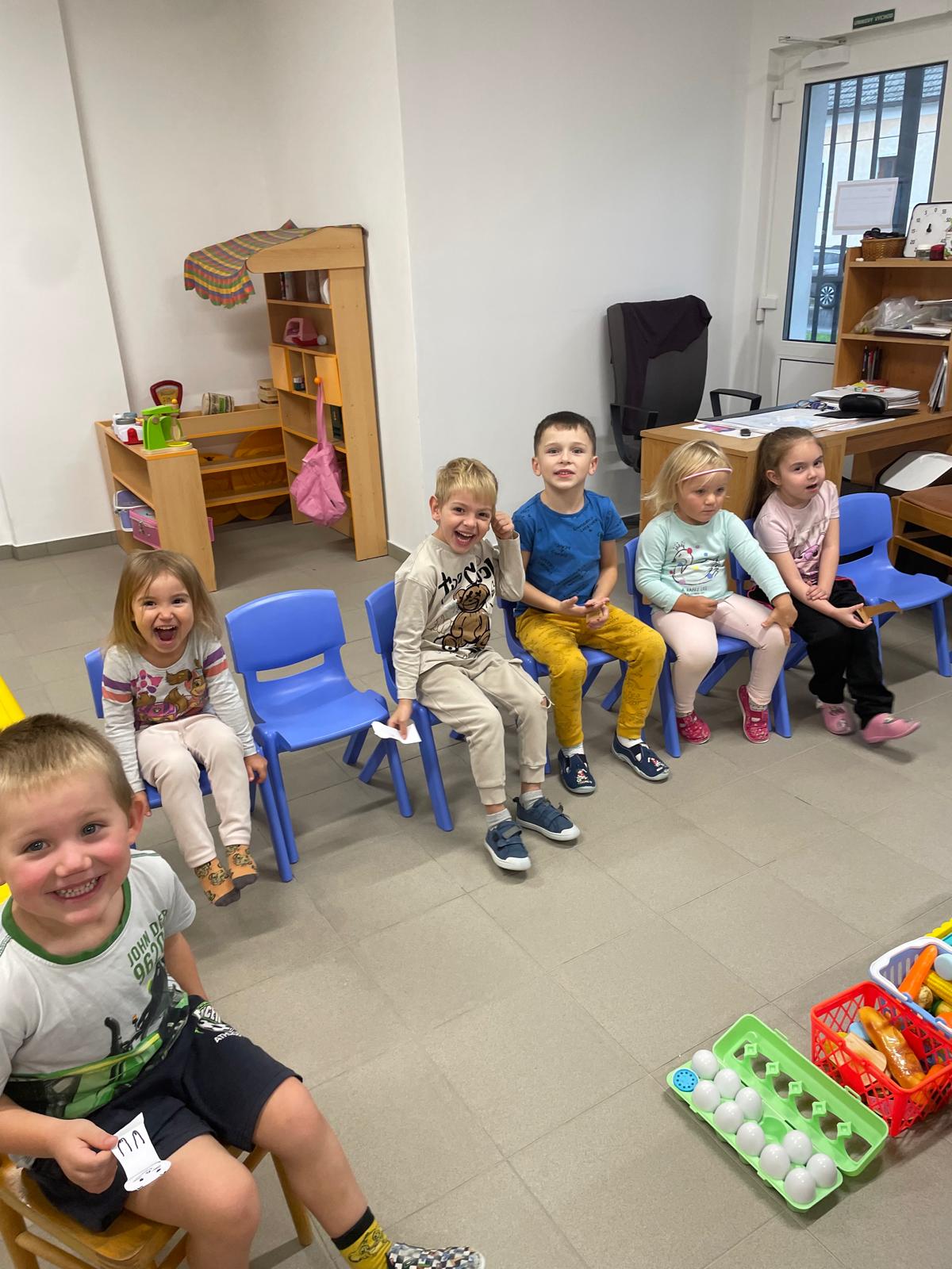 c9b686ff-cd92-40c5-9041-2a2c8861e096