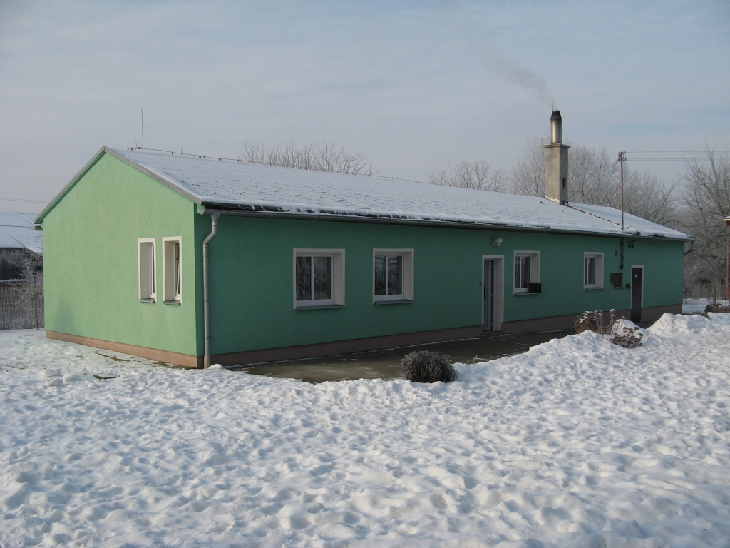 budova 02.jpg